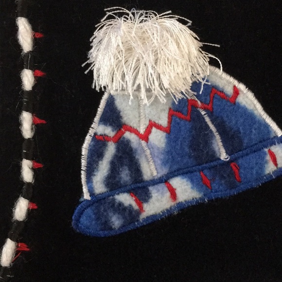 ❄️TAN TRUMS Snowflakes/❄️Hats/Gloves🧤 Vest in Black - Picture 2 of 12